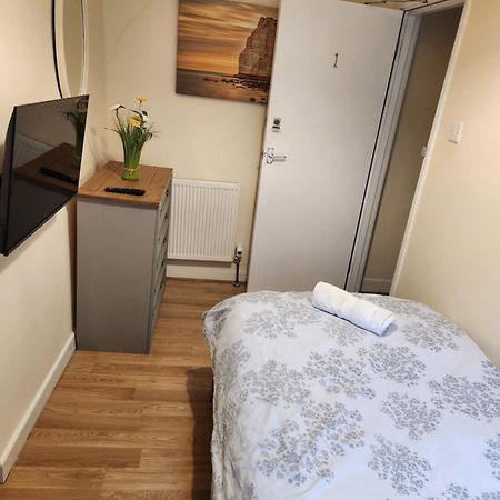 Large 5 Bed Town-Centre Home Close To The Beach, Sleeps 9 Aberystwyth Exterior foto