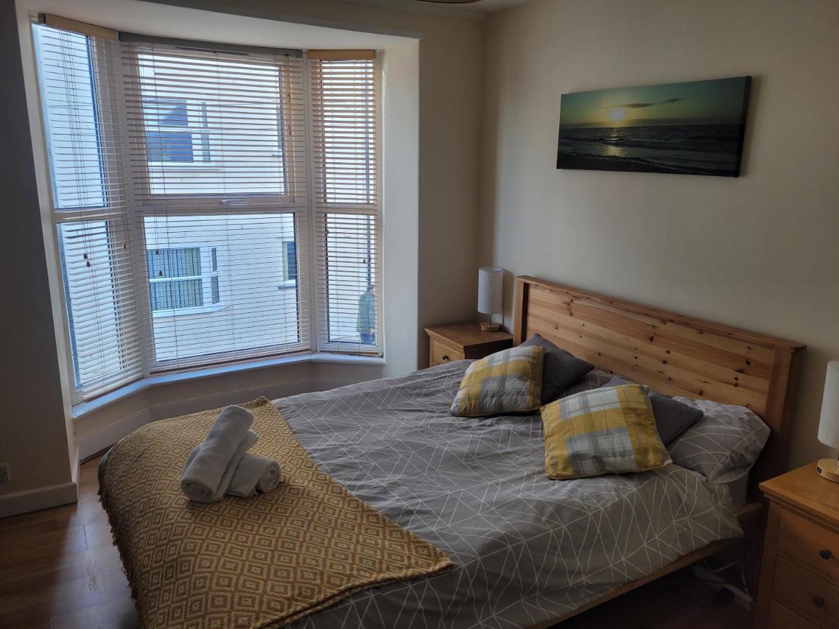 Large 5 Bed Town-Centre Home Close To The Beach, Sleeps 9 Aberystwyth Exterior foto